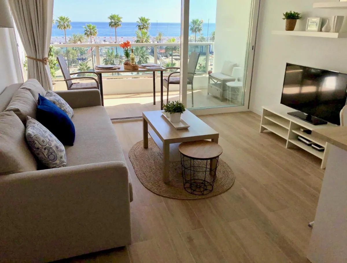 Image 1 of New 1 Bedroom Apartment with FANTASTIC views RDR284