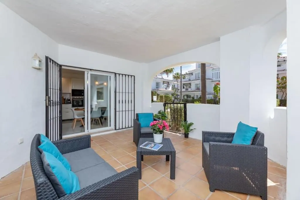 Image 2 of New Los Naranjos de Marbella close to sea RDR394