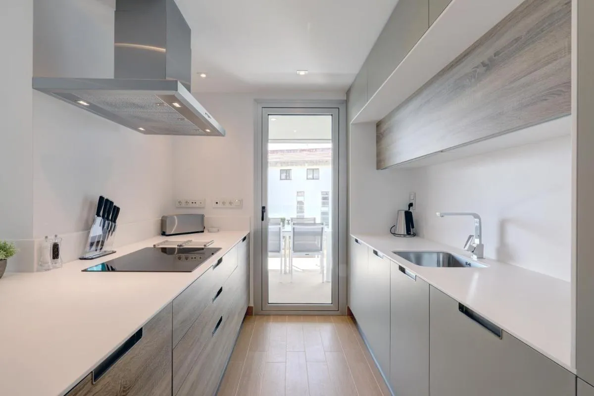Image 2 of New Modern 3 Bed Apartment Puerto Banus