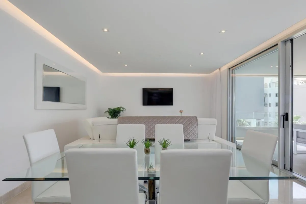 Image 6 of New Modern 3 Bed Apartment Puerto Banus