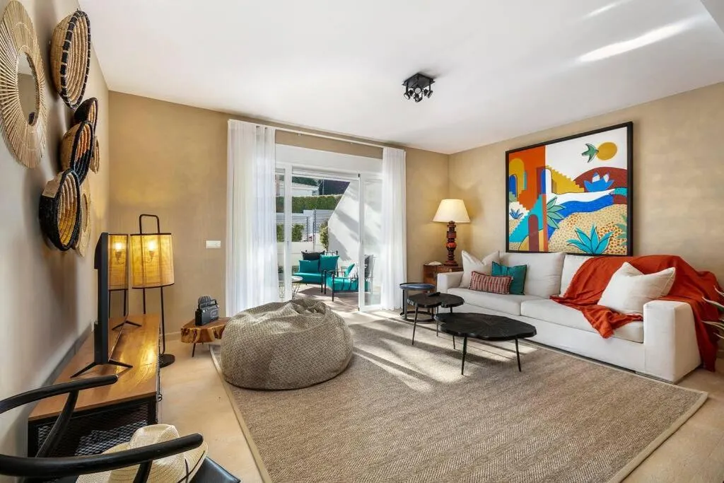 Image of New and Stylish 1 bedroom Apt by Hard Rock RDR310