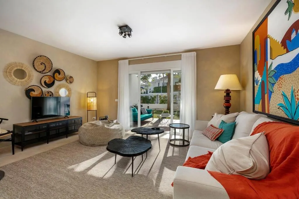 Image 4 of New and Stylish 1 bedroom Apt by Hard Rock RDR310