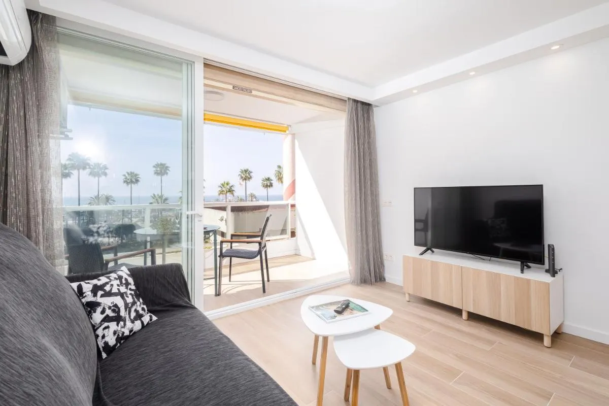 Image 2 of Newly renovated with incredible sea views – RDR295