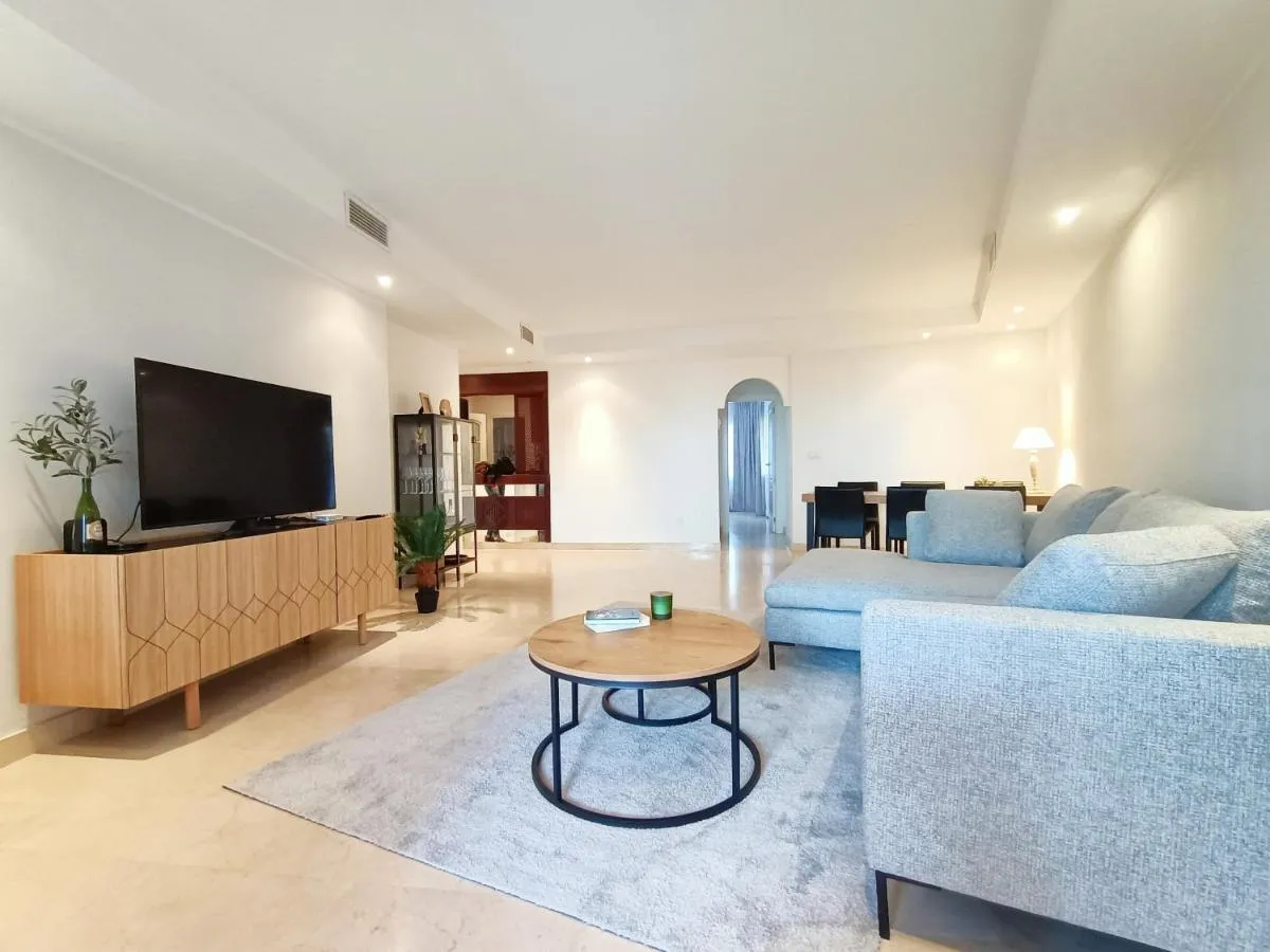 Image 3 of Oasis 3 bedroom Marbella Golden Mile
