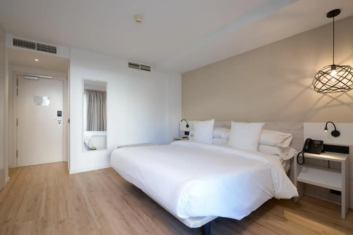 Image 4 of Óbal Urban Hotel
