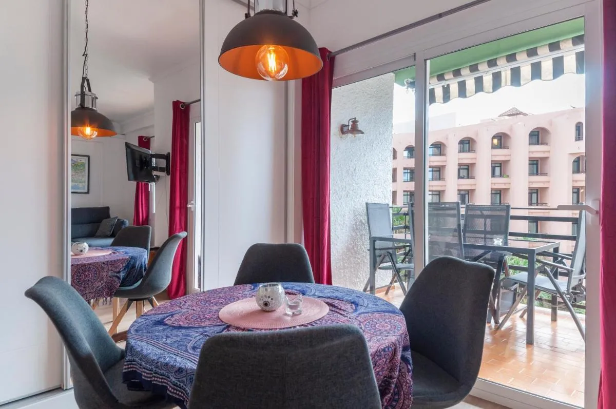 Image 6 of One bedroom apartment with sea views Marbella heart