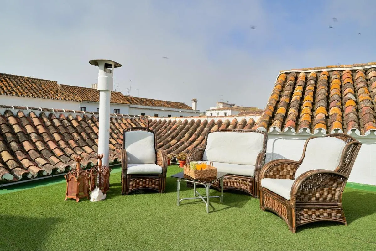 Image 2 of Orange Square Rooftop Apartment 250 m2