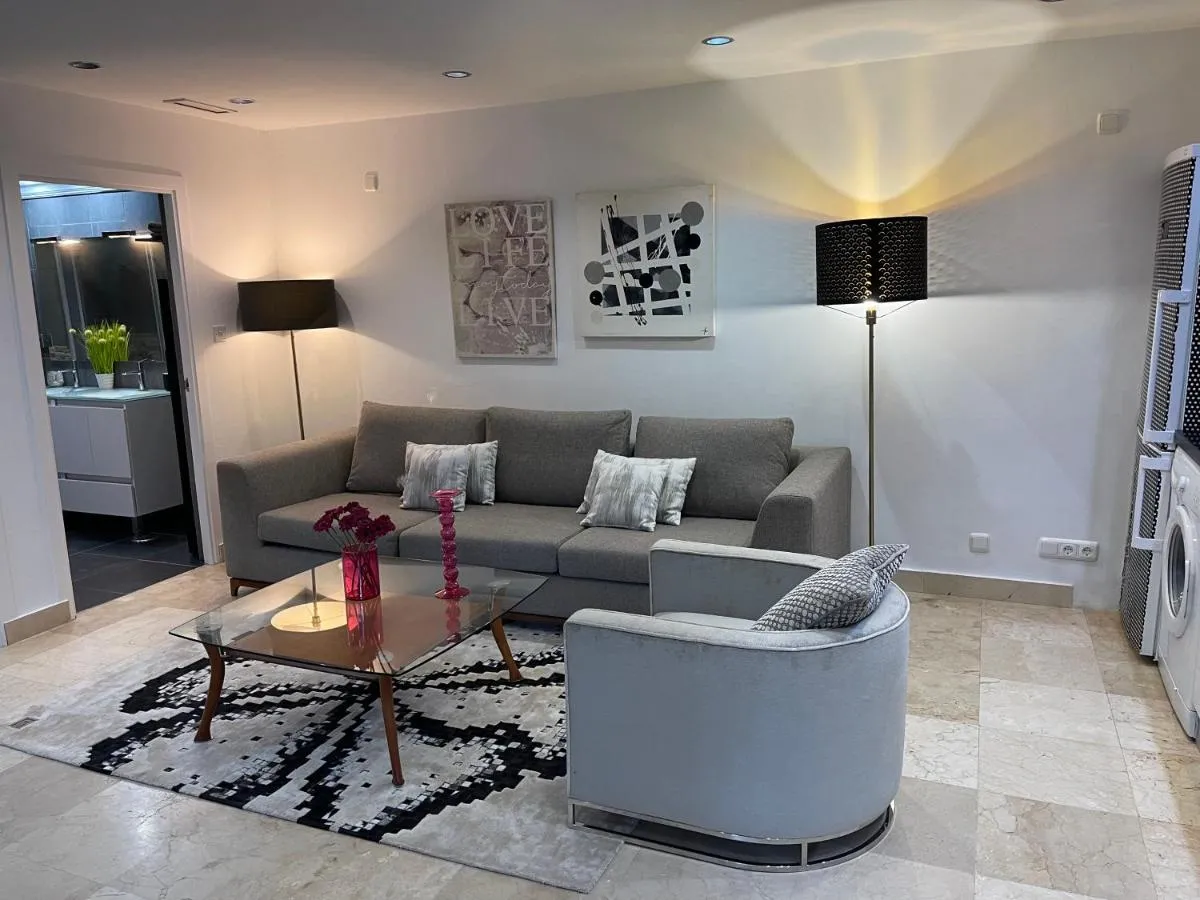 Image 6 of PUERTO BANUS Apartamento LOLA