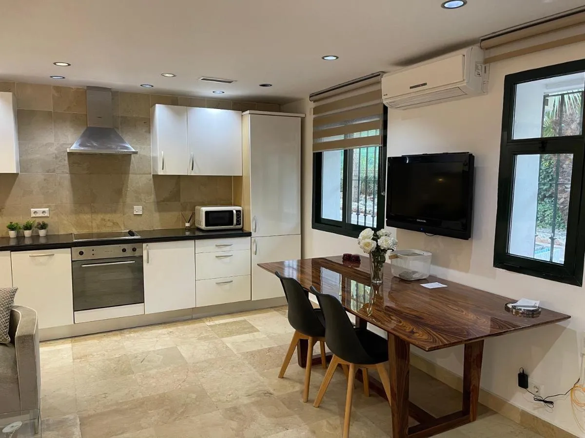 Image 5 of PUERTO BANUS Apartamento LOLA