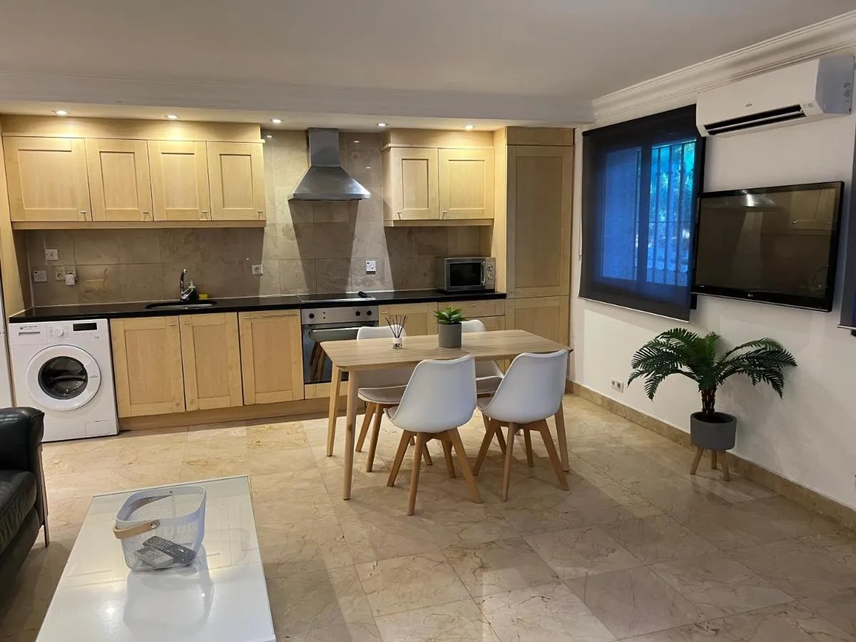 Image 6 of PUERTO BANUS Apartamento LUCY
