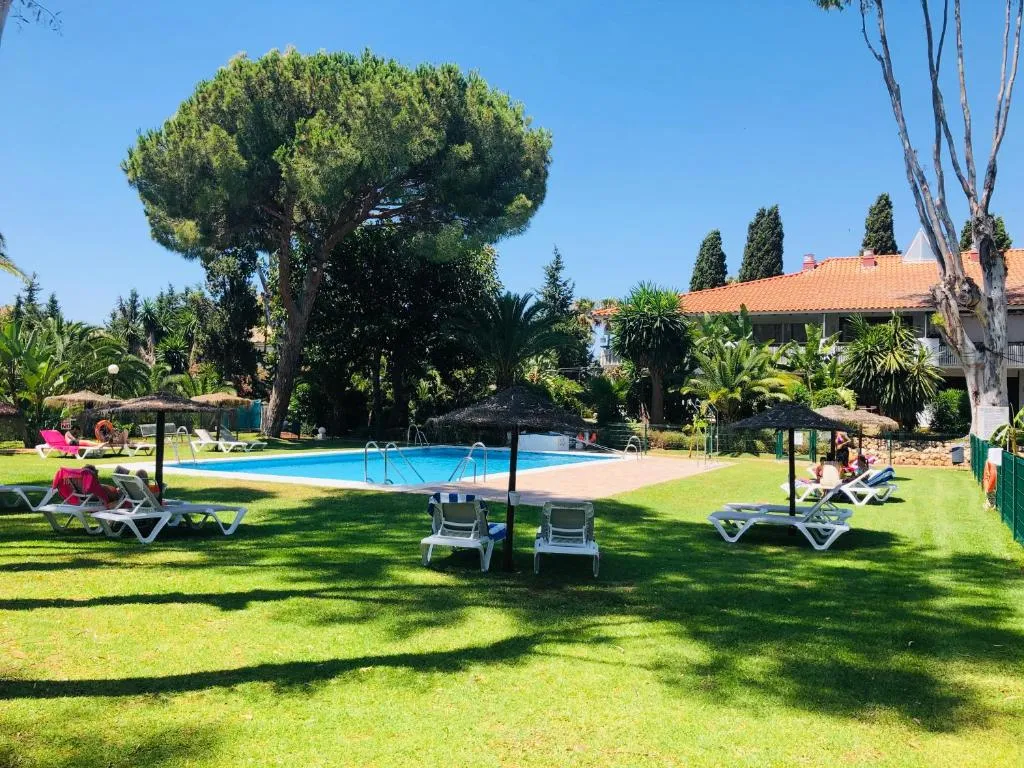Image of PUERTO BANUS POL Suite y HADA Suite