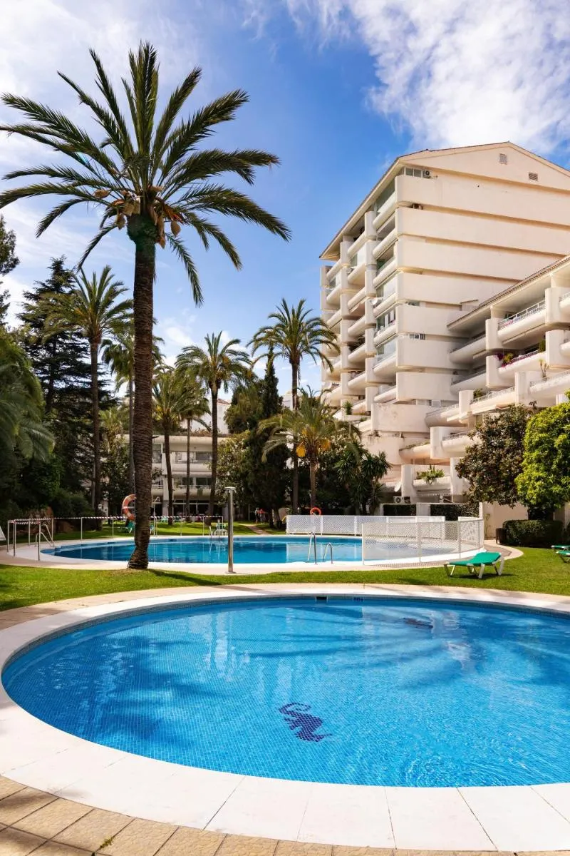 Image 3 of Paraiso del Mar parking y piscina 454