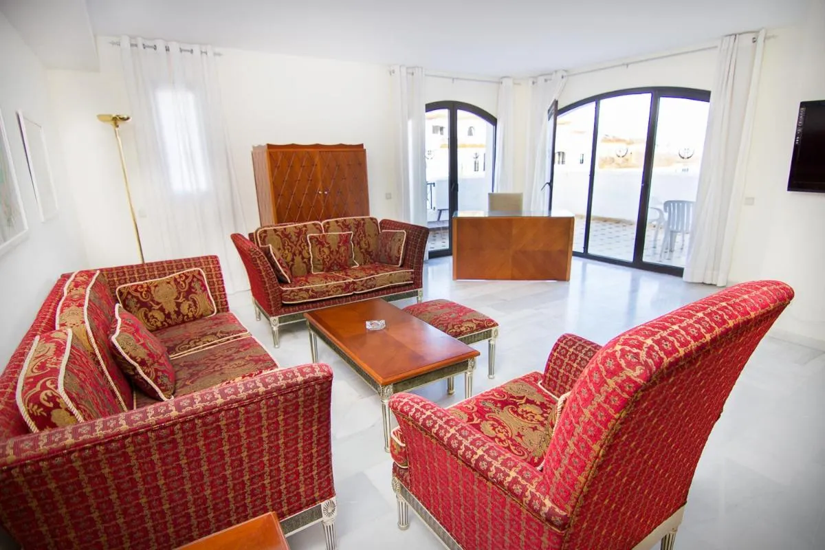 Image 5 of Park Plaza Suites Apartamentos