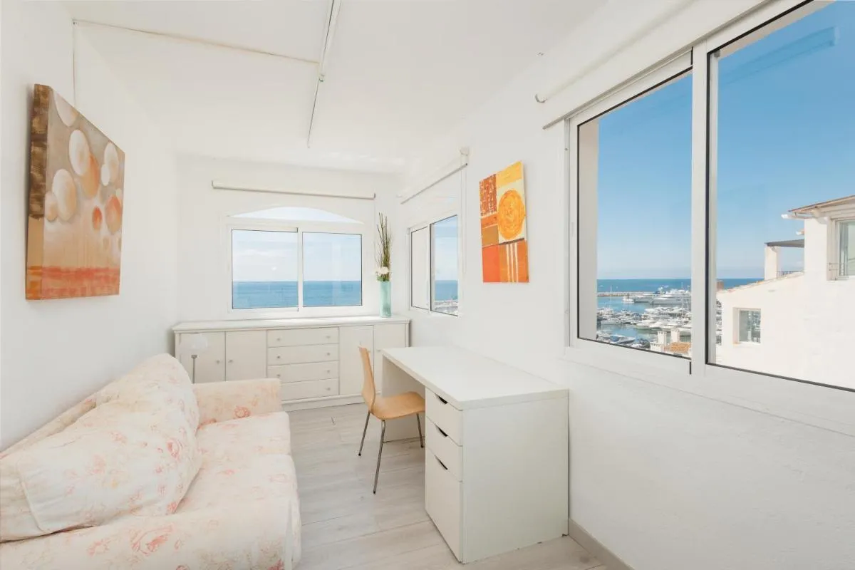 Image 1 of Penthouse in Puerto Banus with sea and marina views