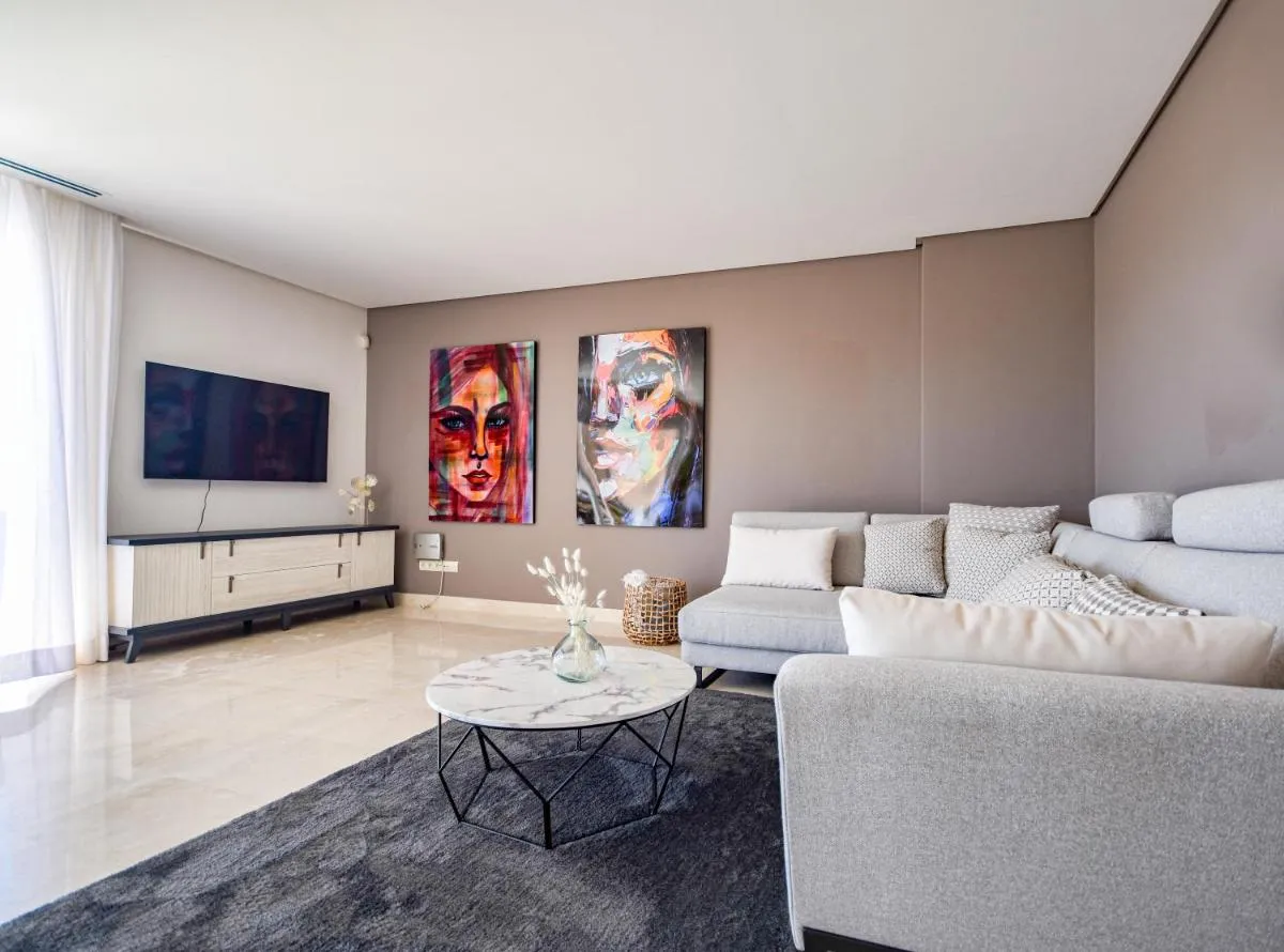 Image 1 of Penthouse with sea views in Nueva Andalucía
