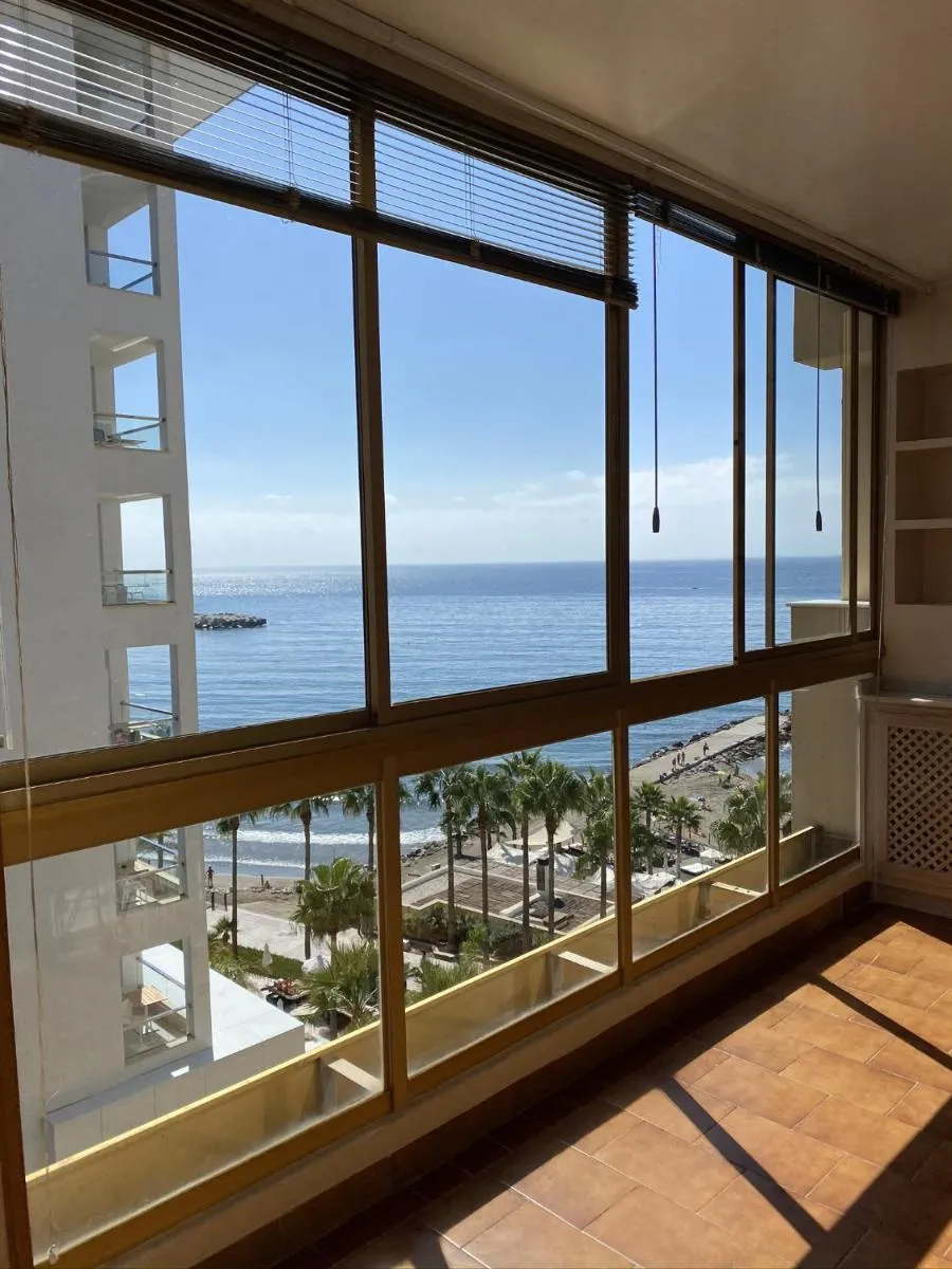 Image 4 of Precioso apartamento en primera línea de playa