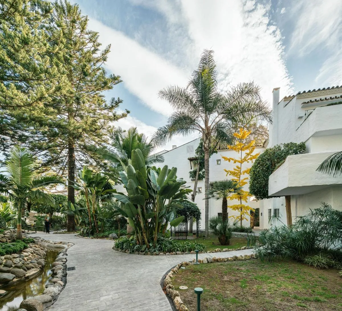 Image 5 of Puente Romano Beach Suites – private apartaments