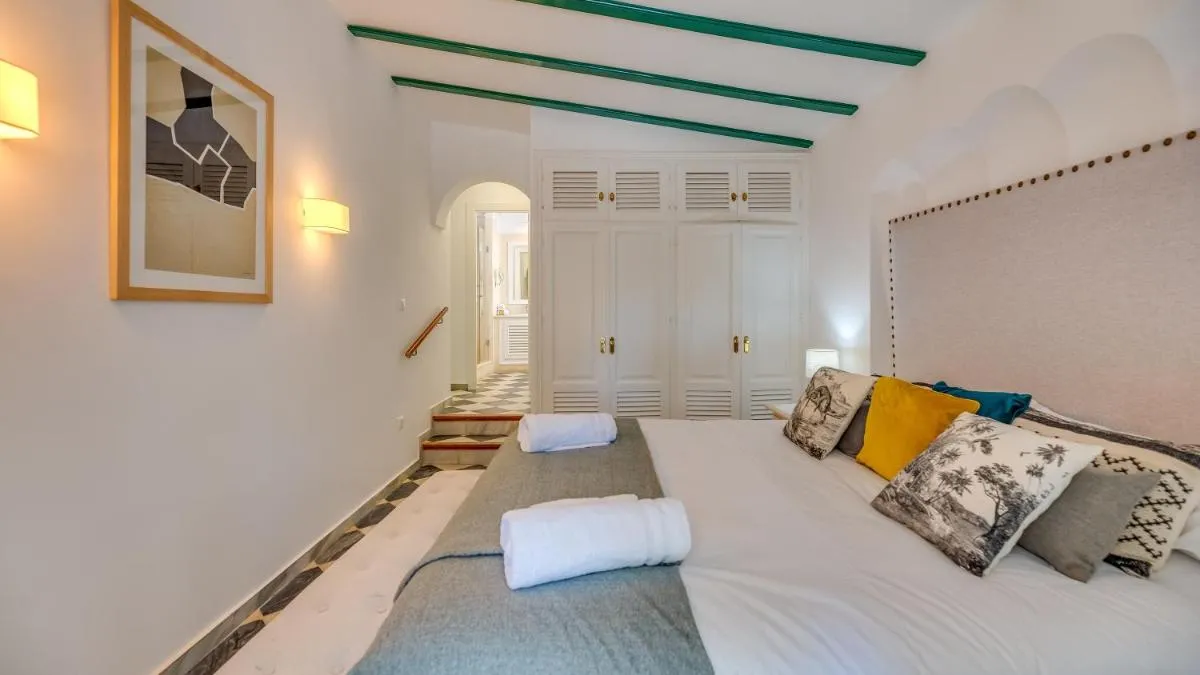 Image 5 of Puerto Banús Dreamed Villa Monelos