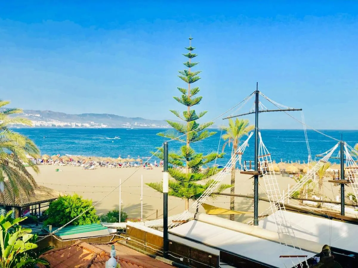 Image 1 of Puerto Banus Frontline Apartment with Amazing Sea Views