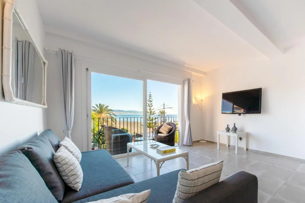 Image of Puerto Banus Frontline Apartment with Amazing Sea Views