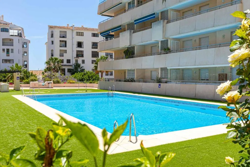 Image of Puerto Banus, Marina Banus, 2BR, 2BTH, pool, parking, Marbella, 3H