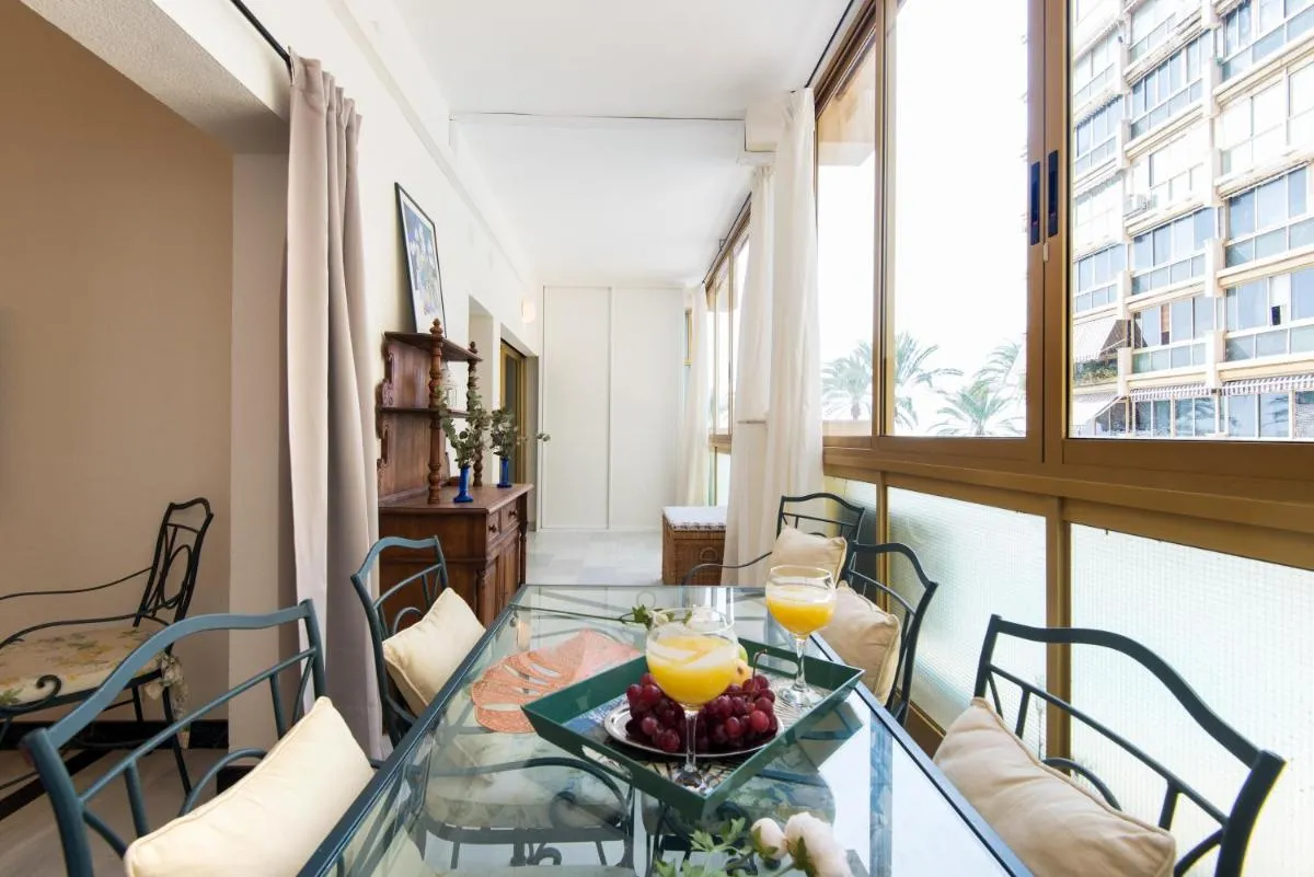 Image 3 of RentAndHomes Beachfront Marbella Center