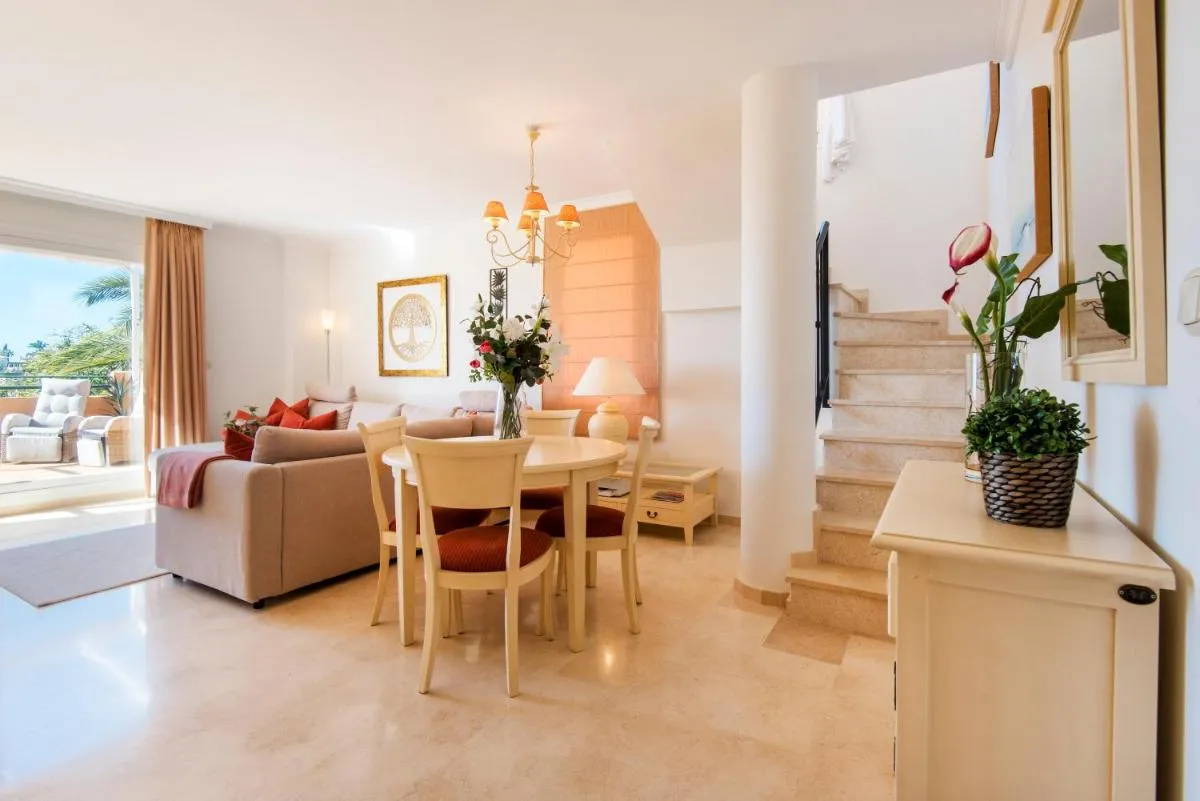 Image 5 of RentAndHomes Penthouse Elviria Golf