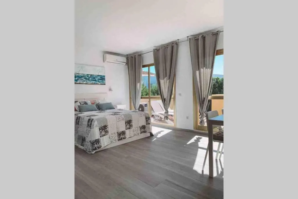 Image 4 of Romana Playa Marbella