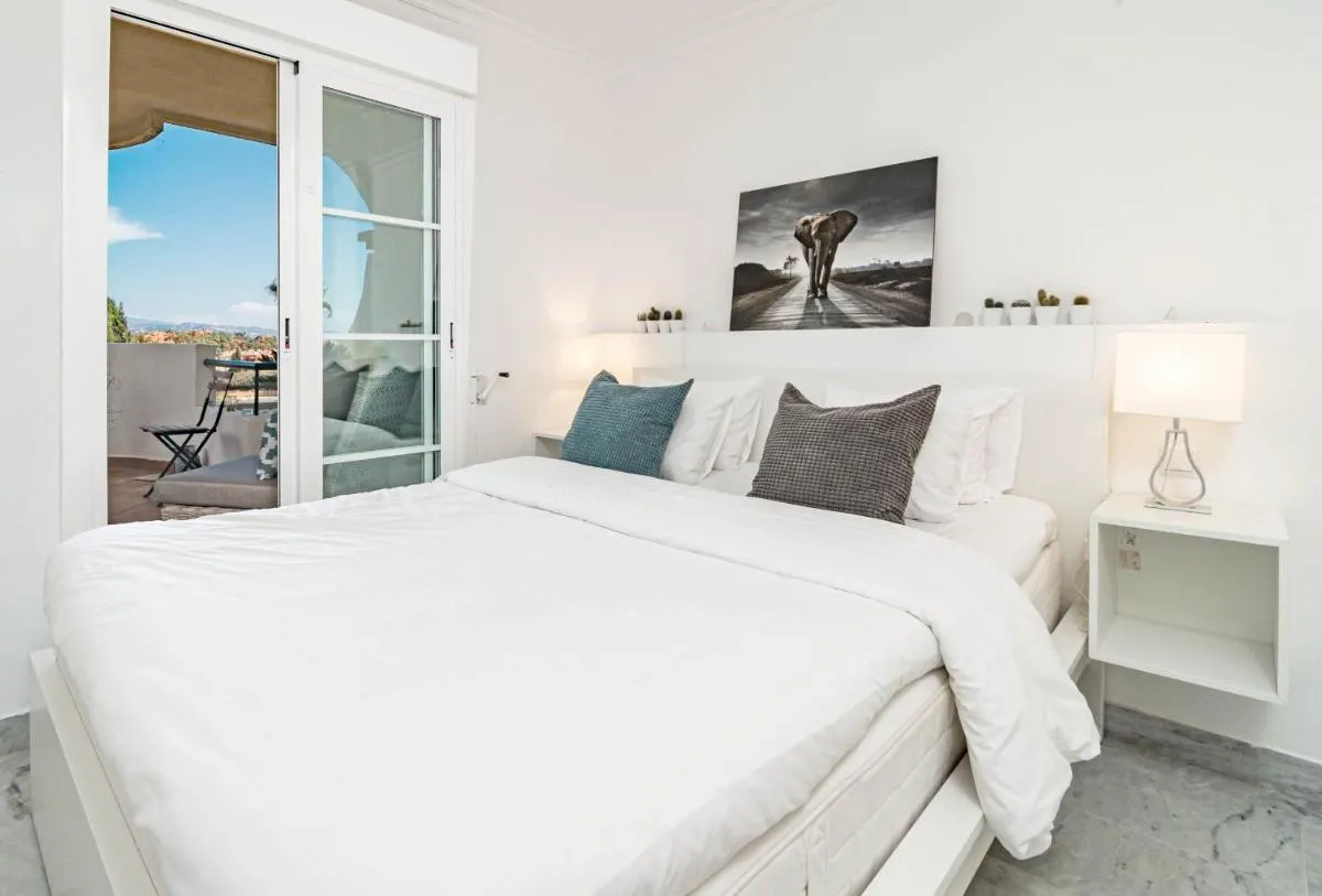 Image 3 of SAT2 – Modern 2 bedroom apartment with ocean view