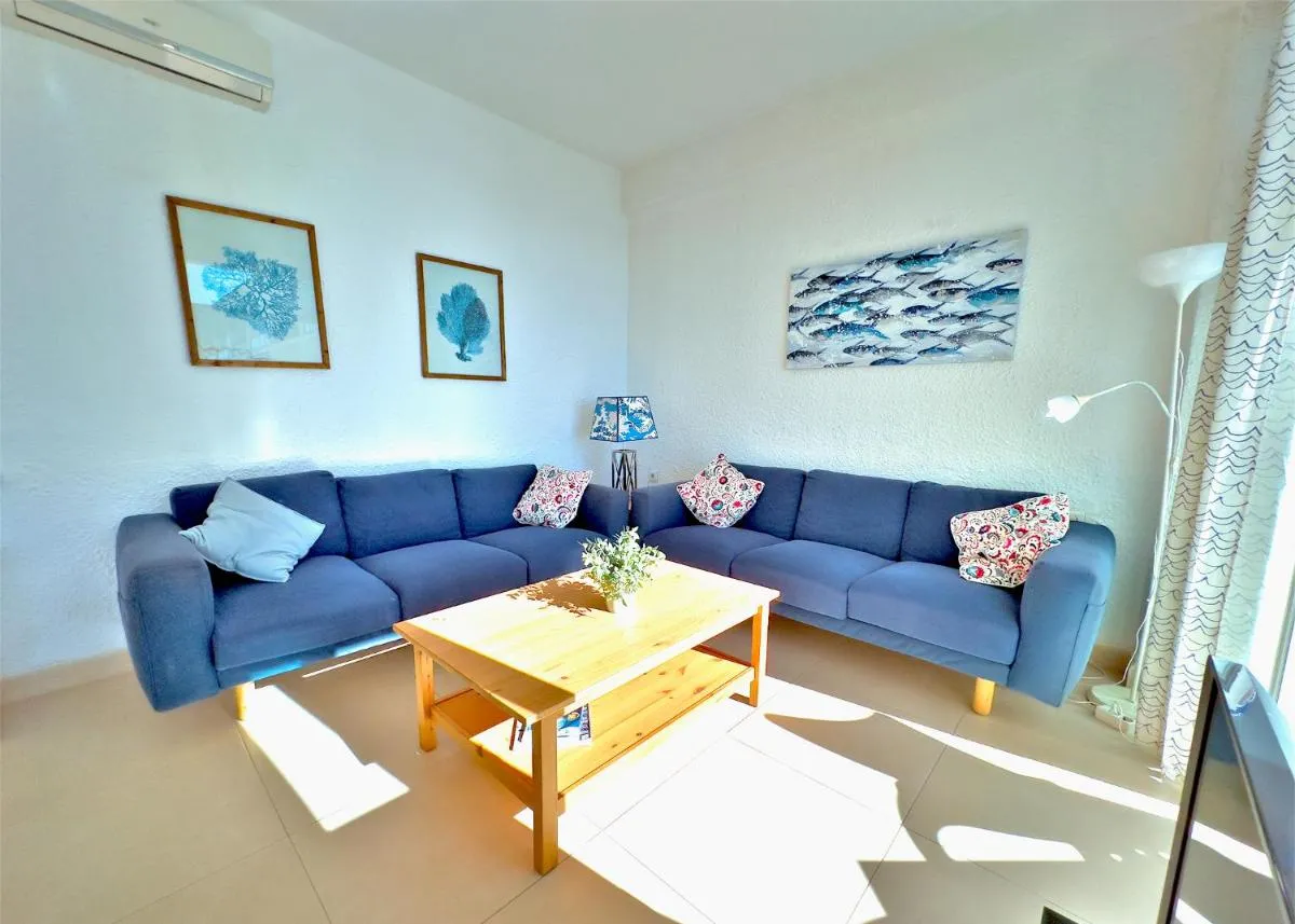 Image 2 of SKOL 933 Fantastic two bedrooms on the 9th floor with amazing sea views