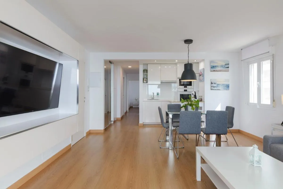 Image 4 of Sea Front Apartment in Marbella Center