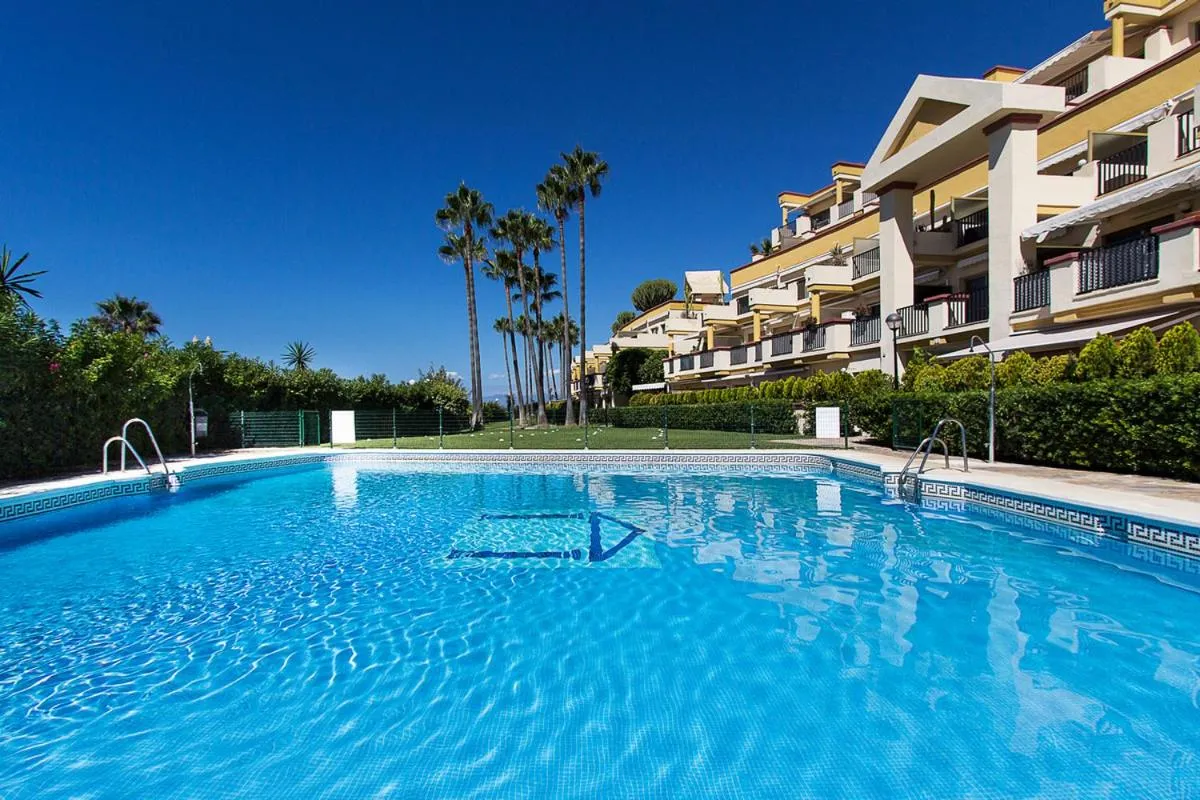 Image 3 of Sea front Studio in Marbella