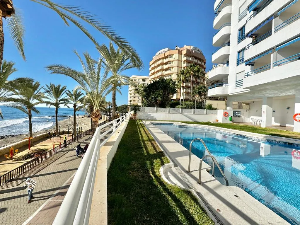 Image of Seaside Oasis with Mountain Views – EaW Homes