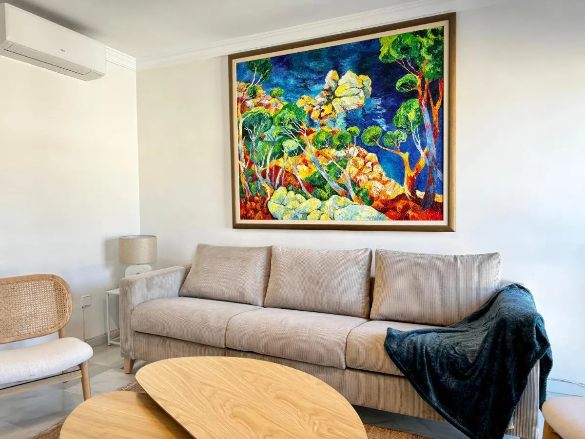 Image 1 of Seaside Oasis with Mountain Views – EaW Homes