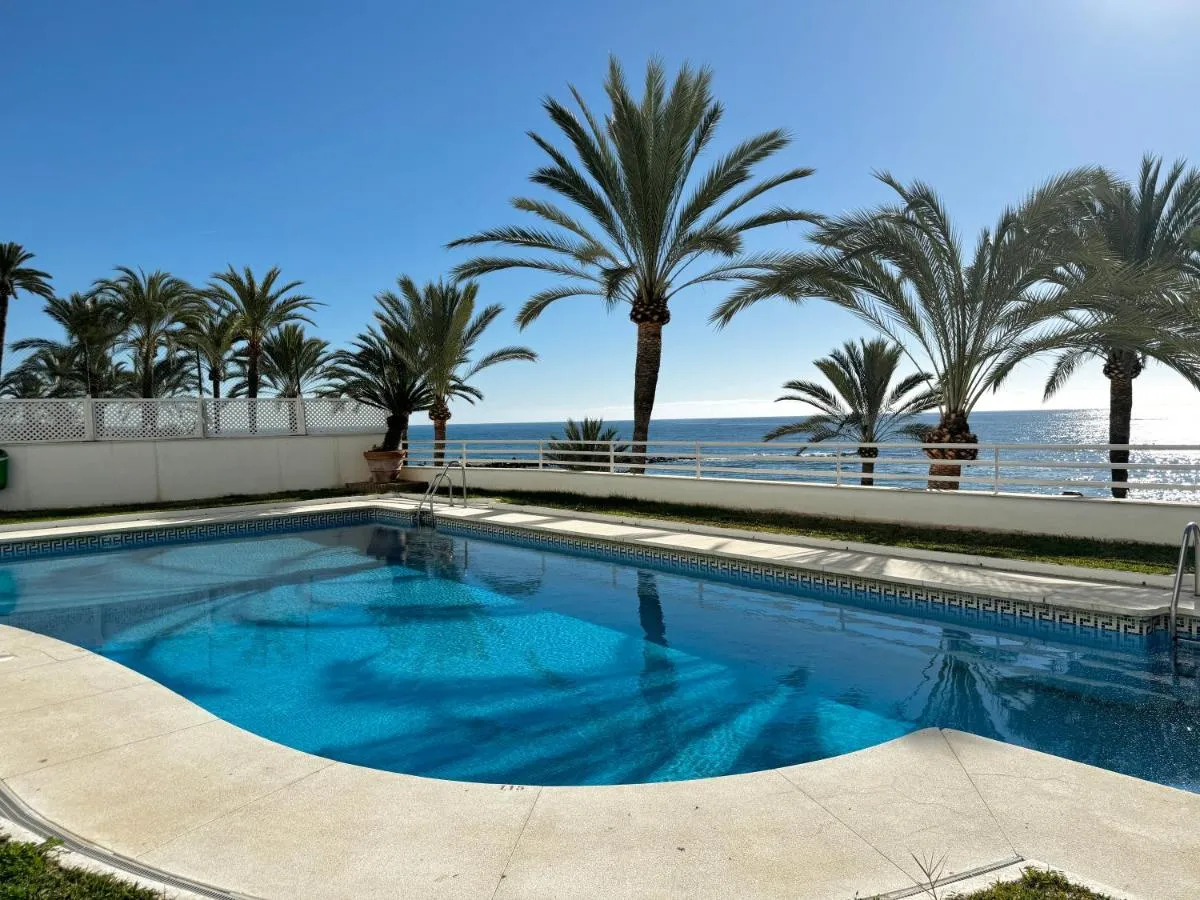 Image 5 of Seaside Oasis with Mountain Views – EaW Homes