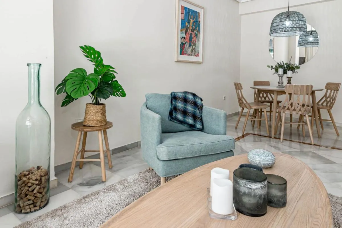 Image 5 of Sensational and Exotic 3-Bedroom Retreat in Nueva Andalucia with a Palm Garden