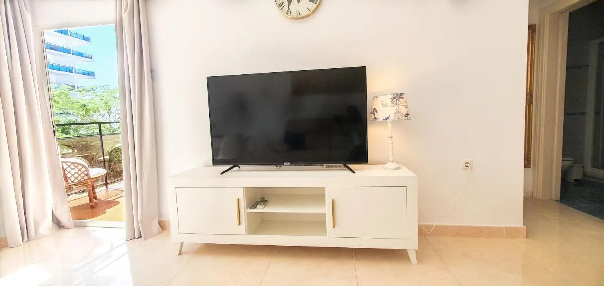 Image 4 of Skol 128 – Great 1-Bedroom Apartment with Sea Views
