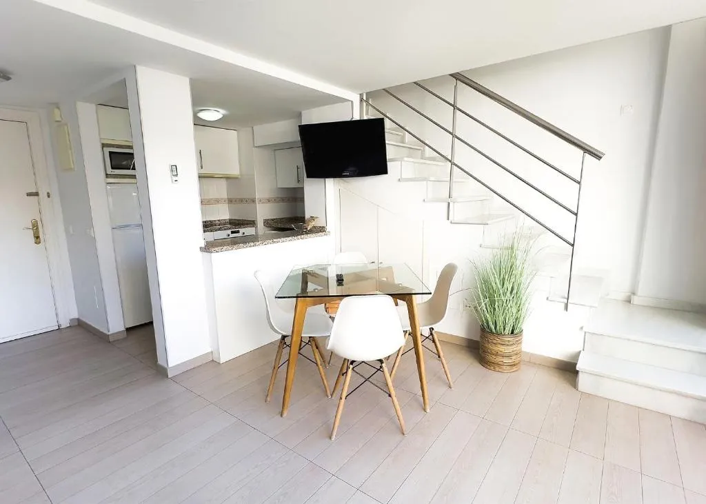 Image of Skol 206 Marbella