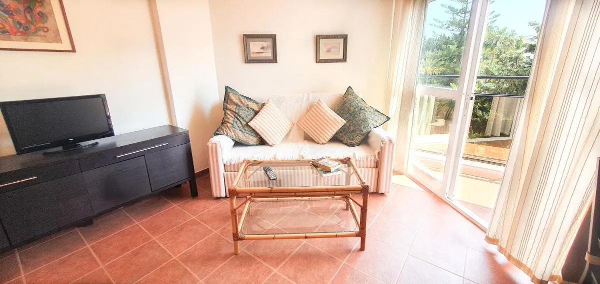 Image 2 of Skol 329 – Spacious Beachfront Studio with Sea Views