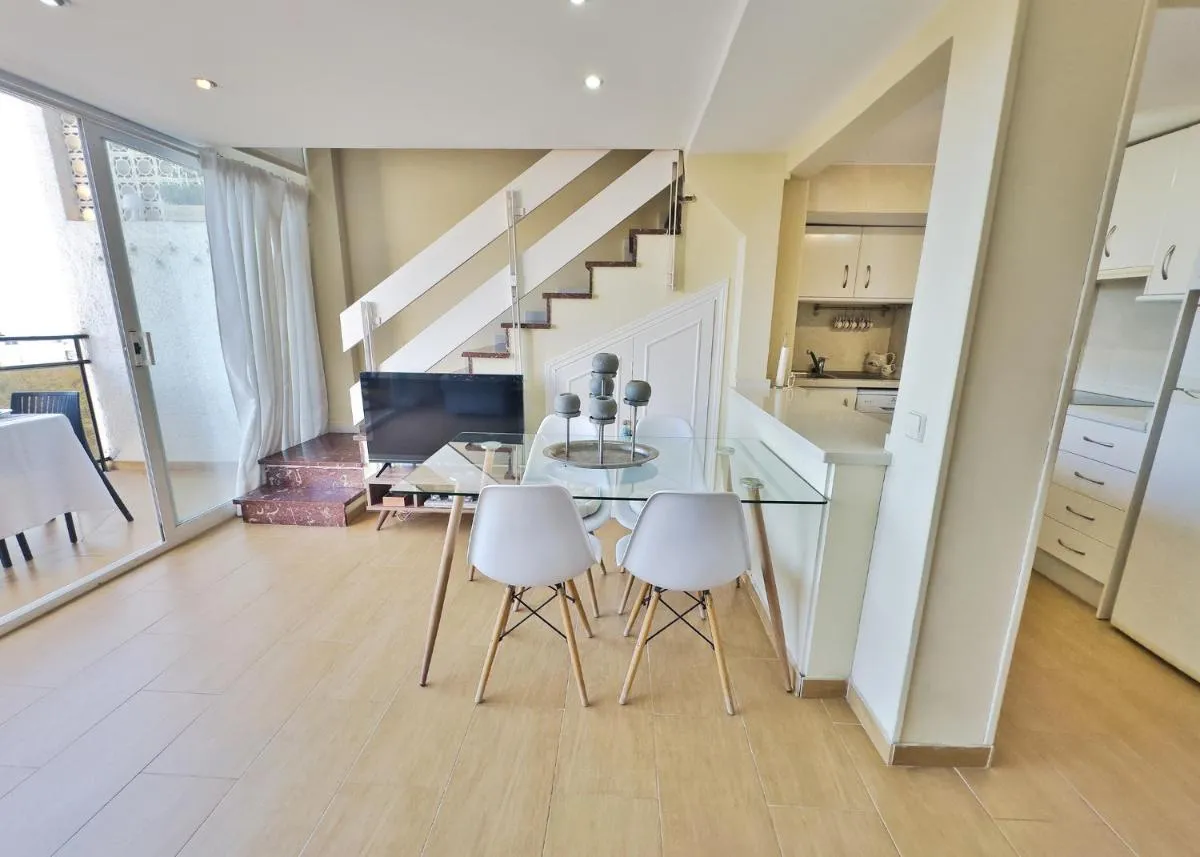 Image 2 of Skol 412. Renovated Two Bedrooms Duplex with Sea View.