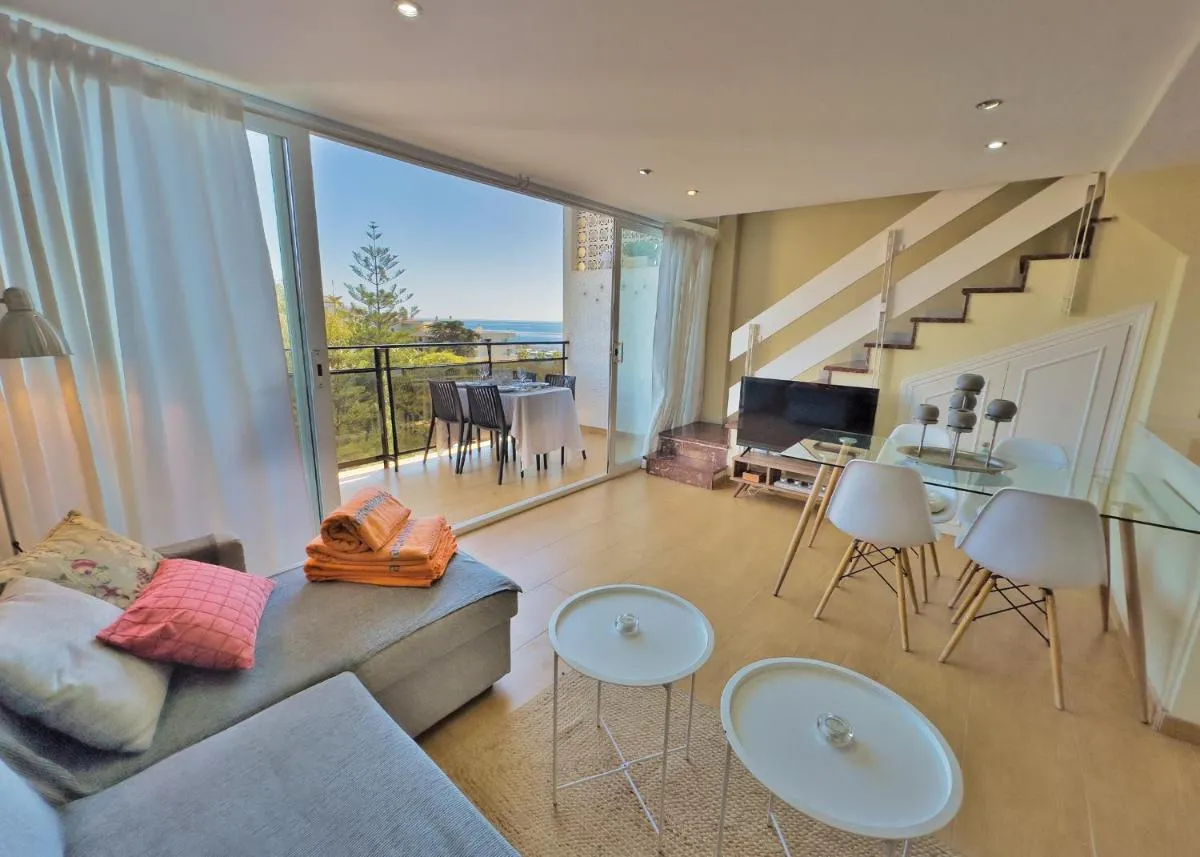 Image 3 of Skol 412. Renovated Two Bedrooms Duplex with Sea View.