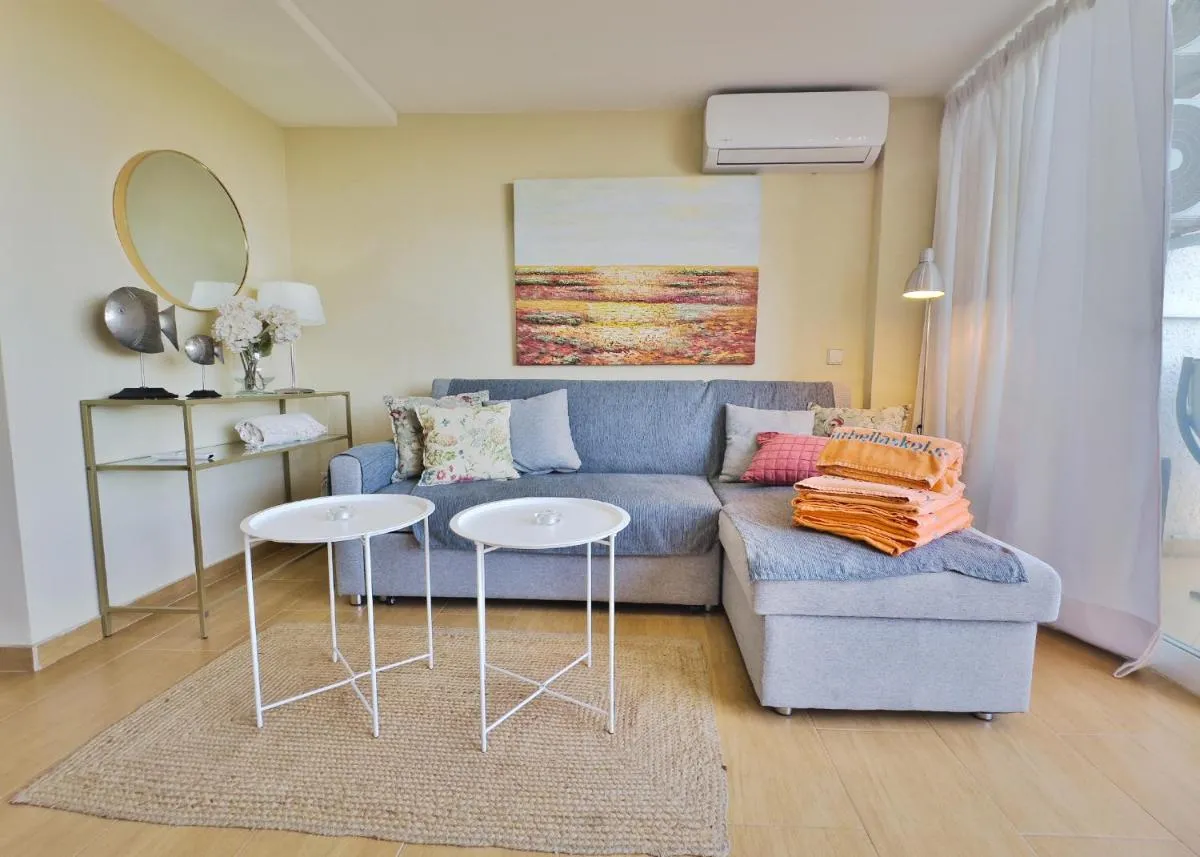 Image 6 of Skol 412. Renovated Two Bedrooms Duplex with Sea View.