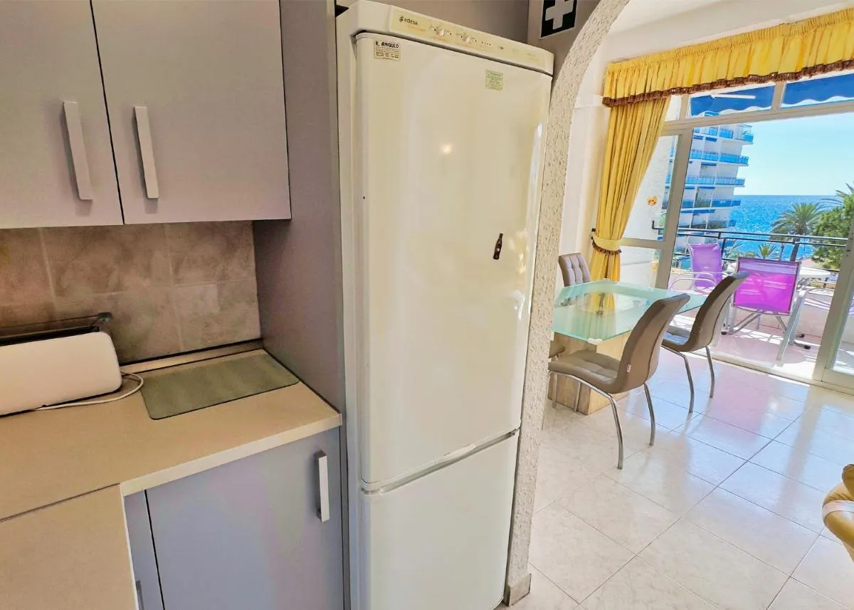 Image 3 of Skol 439 Spacious and Refurbished Apartment with Sea Views