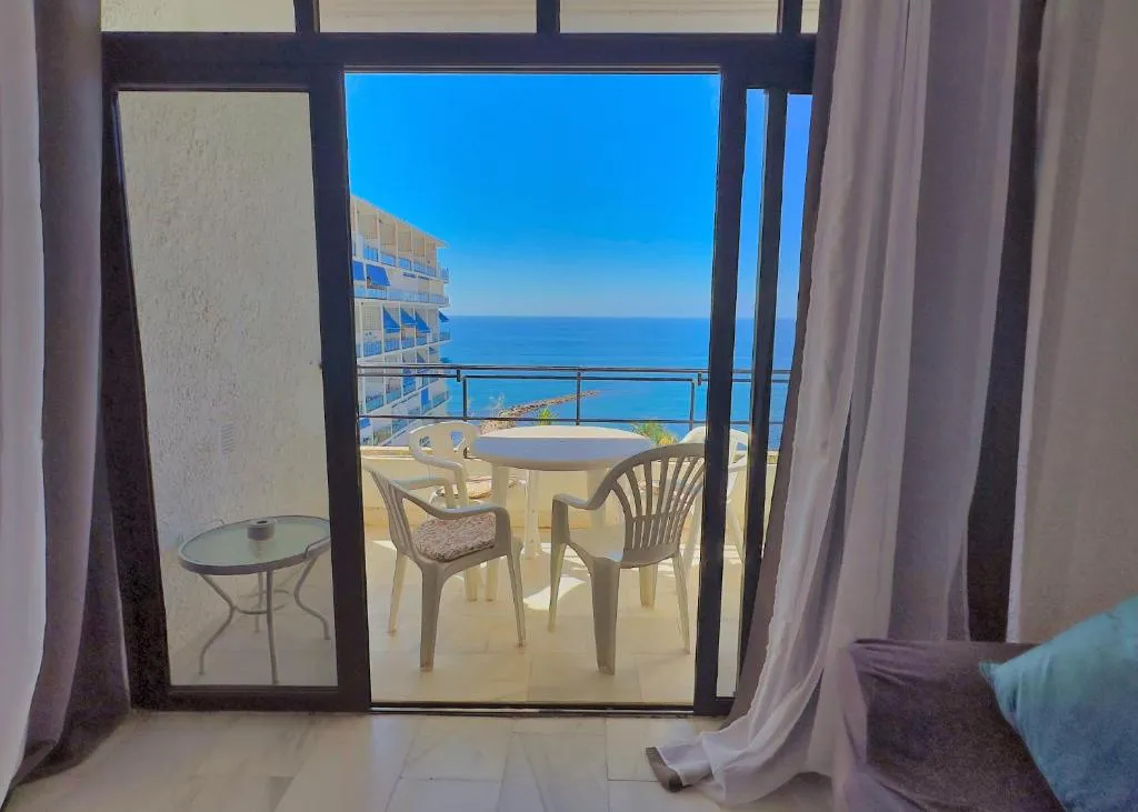 Image of Skol 935 – Cozy 2-Bedroom Apartment with Amazing Sea Views