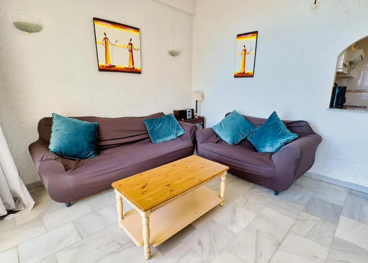 Image 5 of Skol 935 – Cozy 2-Bedroom Apartment with Amazing Sea Views