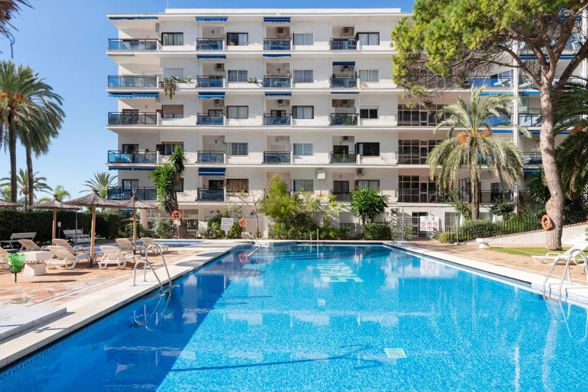 Image 3 of Skol Sea Views Apartments