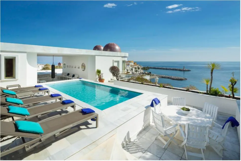 Image 4 of Sky Villa