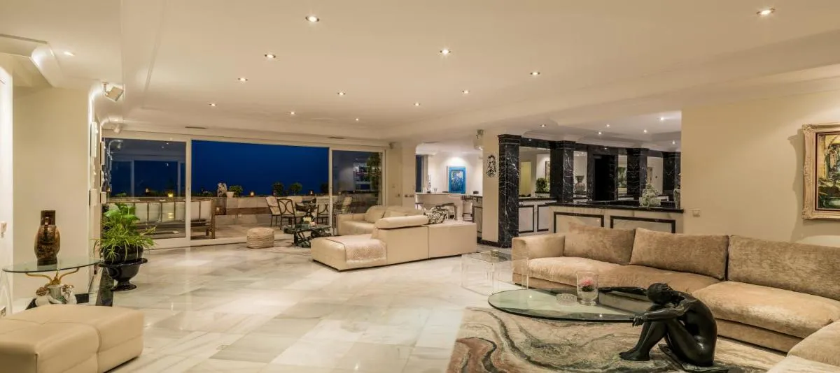 Image 2 of Sky Villa