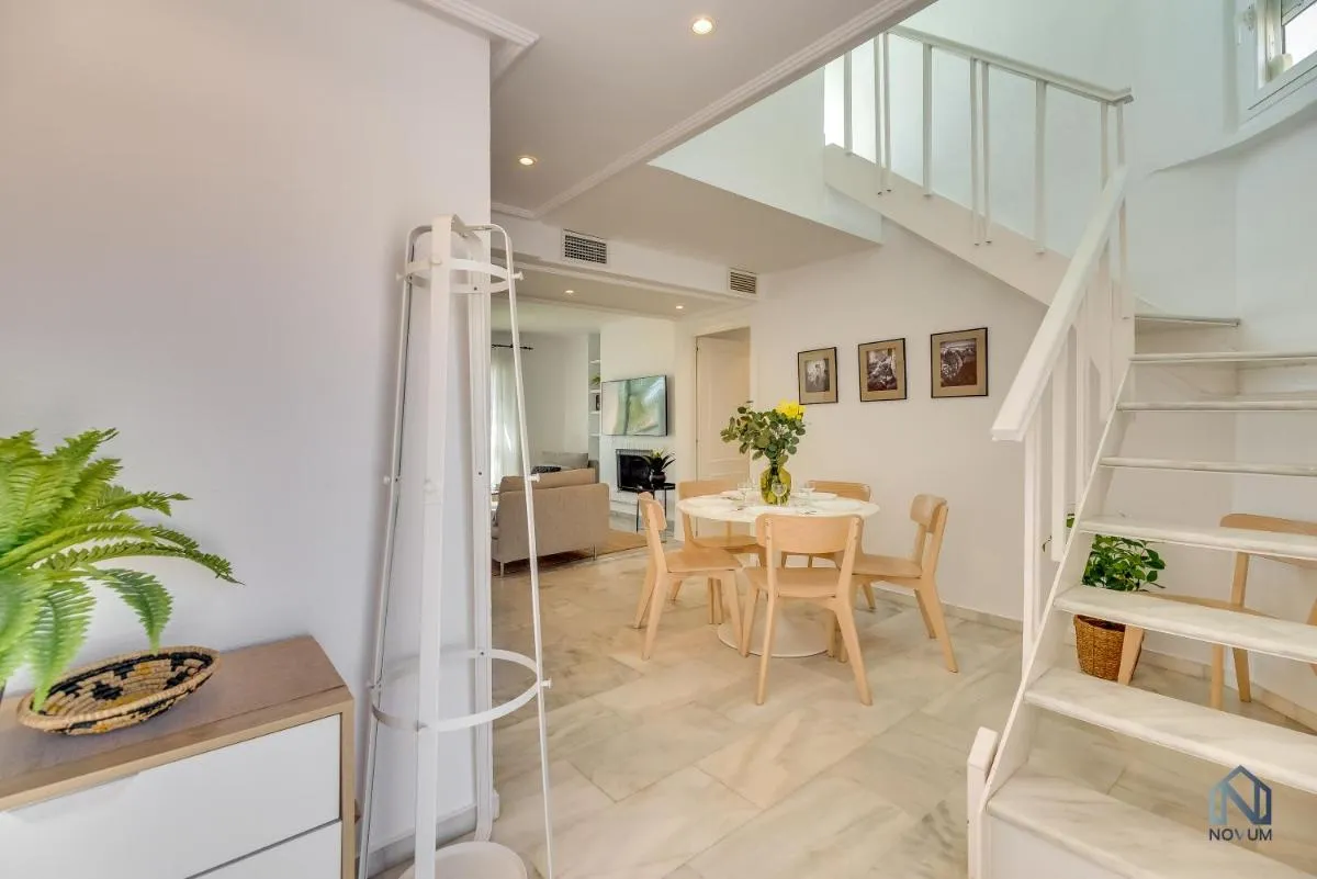 Image 4 of Spacious Penthouse in Los Naranjos – Up to 6 GUESTS!