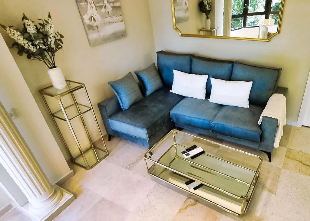 Image of Spacious Renovated 1-Bedroom Apartment in Marbella Center with Free Parking